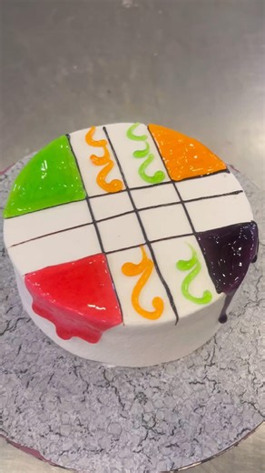 Easy design #cakedesign #cakedecorating #hinatacakes #birthdaycake #trendingcake #shorts