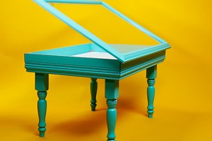 Show Off Your Favorite Memories With This DIY Shadowbox Table