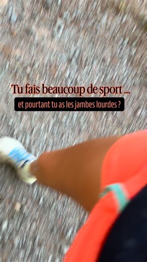 Charlotte | KINE | Lever les blocages qui freinent la lymphe on Instagram: "Ce n’est ni paradoxal, ni le signe que ton corps “ne fonctionne pas”. ▫️C’est simplement de la physiologie. Le système lymphatique n’a pas de pompe centrale. Contrairement au sang, la lymphe circule grâce : – aux contractions musculaires – à la respiration – aux variations de pression dans les tissus On pourrait donc penser que plus on bouge, mieux elle circule. En réalité, tout dépend de l’intensité, de la durée et du c