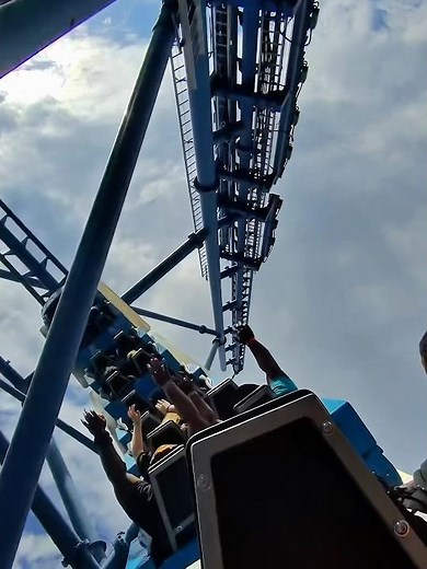 Mr. Freeze: Reverse Blast POV 4K 🚀 Reverse Launch Madness! | Six Flags St. Louis