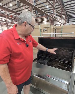 Here is Fast Eddy with the patented PG1000i pellet grill, explaining its unique cooking zones. Cookshack.com #cookshack #fasteddycookshack #pelletgrill #pg1000i #smoker #CommercialGrade | Cookshack Inc.