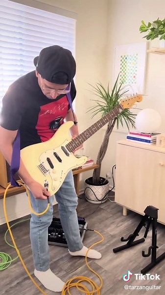 David Gilmour Inspired Guitar Pedalboard Setup