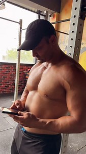 211K views · 7.4K reactions | Yeh hai asli control ka khel ”    . #BoxJumpChallenge #ExtremeBalance #FitnessStunt #PowerAndControl #TennisBallTest #CrazyJump #SkillShowOff #GymWarrior #MindAndMuscle #AmitStyle #AthleticMoves #ImpossibleKoPossible | Mitu Mundheliya | Facebook