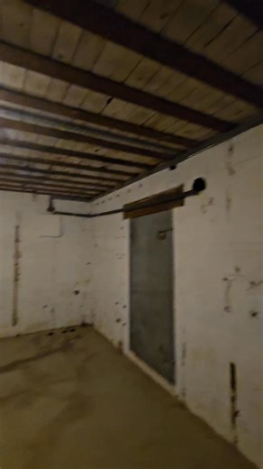 German bunker and Machine gun in WW2 Pointe du Hoc, Normandy, France - Tour part 2 #germanbunkersww2 #pointduhoc #normandylandings #normandyfrance #DDay #DdayHistory #france #europetravel #October2025 | Lim Ya Sav | Facebook