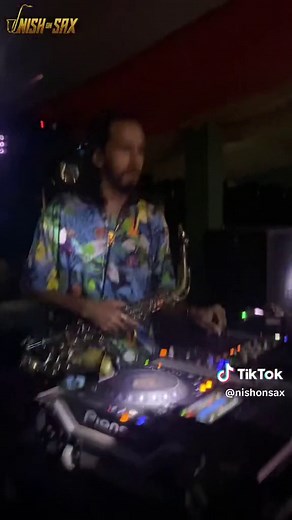 Live Sax Vibes with Melodic Techno Beats 🎷 | Sri Lanka Events, Colombo