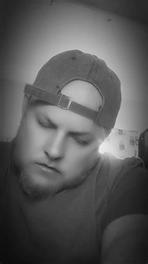 gavinjohnsageante (@gavinjohnsageante)’s videos with original sound - BIERMAN🍺🍺