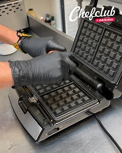 42K views · 96 reactions | Southwest Breakfast Burrito! Discover the perfect morning bite 襤 | Chefclub New Zealand | Facebook