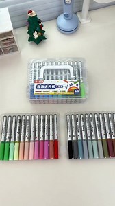 🔥All-in-one marker special offer! 10% off orders over $99, 20% off orders over $299!🔥 Smart ink control for worry-free use! Simply pull the cap to draw, no shaking required. Even ink flow without clogs or breaks. The highly elastic nylon tip is incredibly flexible—lightly press to draw 0.5mm lines for details, press harder to fill in 5mm blocks of color for the background. Even children 3 years and older can easily handle it. High-concentration ink provides full coverage, resulting in bright a