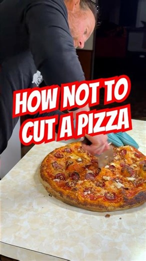 Here’s How NOT to Cut a Pizza