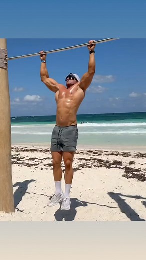 核心训练四个动作刺激你的腹部核心，强化你的腰腹力量，简单实用，帮助你高效练腹#健身 #健身日常 #健身干货 #我的健身日常#凡人不如健身 | Go Go Workout | Facebook