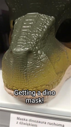 I'm gonna make a dino mask fursuit