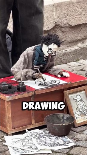 This Doll Can Draw Your Face(@lutherpaola)