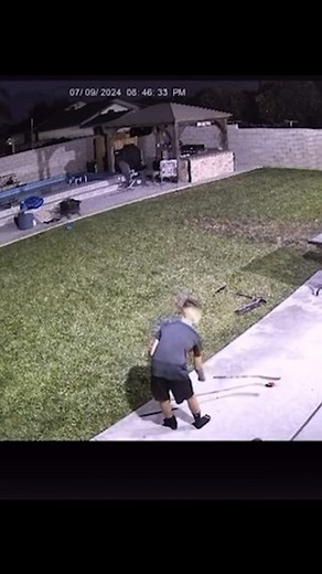 No Ads | Memes on Instagram: "Follow @reel.postz for daily memes - Want to earn a million in 2024? Here are the top 5 promising remote business ideas: 1. Freelancing and Consulting: - Content writing - Copywriting - Graphic design - Branding services 2. E-commerce and Dropshipping: - Start an online store - Sell products without holding inventory 3. Online Coaching and Courses: - Share your expertise - Create and sell courses 4. Digital Marketing and Social Media Management: - SEO - Content mark