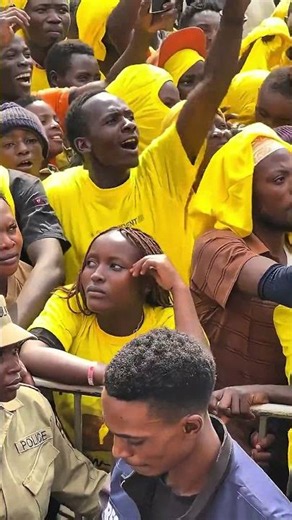 HIGH ENERGY MUSIC PERFORMANCES,FANS DANCE TO THE FULLEST #shorts #music #ugandanmusic