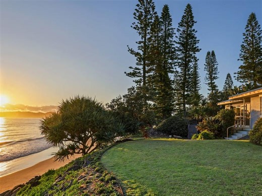 Former Seek chairman Bob Watson lists $22m Byron Bay beachfront - realestate.com.au