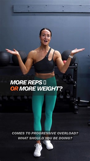 More reps or more weight? 🤔 The answer is situational and it all comes down to form. If your program calls for 10 to 12 reps and by rep 10 your reps are slowing way down, you’re fighting to keep form, and you’re close to or hitting failure, do not increase the weight. Adding more weight there will compromise form, which actually reduces the effective load on the muscle. Progressive overload only works when the reps are clean. On the flip side, if you’re flying through the last few reps with con