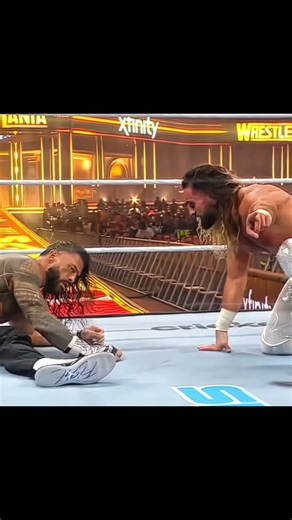 𝚂𝙾𝚄𝙼𝙾𝙳𝙸𝙿 𝙱𝙾𝙽𝙸𝙺 on Instagram: "Brother's Always be Brother's 🥰 | Roman Reigns & Seth Rollins edit 🫂 罗曼·雷恩斯(Roman Reigns)是一位美国职业摔角选手、演员, 同时也是前美式橄榄球运动员。他目前签约于WWE,主要活跃在 SmackDown 品牌。他出生于1985年5月25日,本名是 Leati Joseph "Joe" Anoai,来自著名的阿诺阿伊(Anoaï)摔角家族,该家族中包括巨石强森(The Rock)、里奇希(Rikishi)以及乌索兄弟等传奇人物。 罗曼·雷恩斯于2012年作为The Shield(盾牌组合)的成员之一正式登上 WWE主秀舞台,与赛斯·罗林斯(Seth Rollins)和迪安· 安布罗斯(Dean Ambrose)组成了WWE历史上最具统治力的组合之一。组合解散后,他开始个人发展,并逐步成为WWE的门面人物。 他最具代表性的形象是“部落酋长(The Tribal Chief)”,这一角色自2020年起彻底改变了他的职业