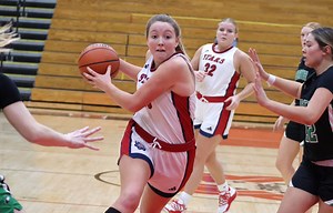 Hot Stars freeze out Huskies during 51-30 matinee victory - WBIW