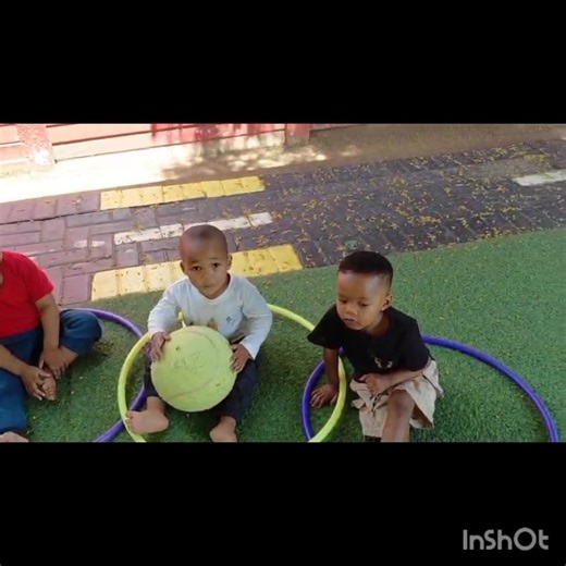 Ball activity Pass the ball round and round in a circle Our 2-3 boys had so much fun | Little leaders Klerksdorp