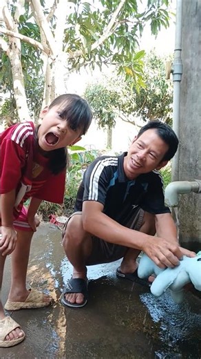 Đi tắm chó " #sinhnguyenthi