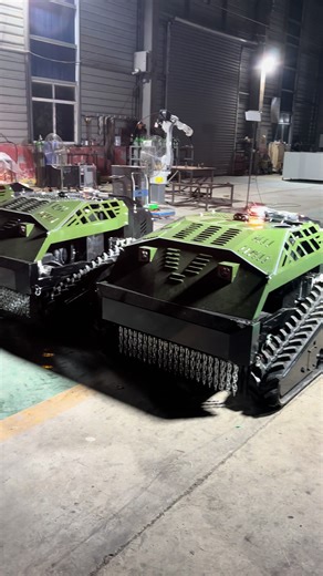 #割草机 #履带割草机 #Mower