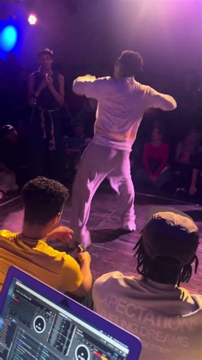 Insane Afro dance Battle!! #afrobeatslovers #kuduro #africandance #fypシ゚viral #viralvideo #trend