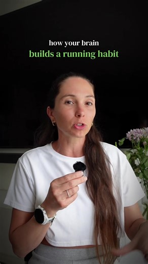 Your brain is working against your running goals, but it’s not your fault. 🧠 Neuroscience shows us exactly why habits break down and how to rewire them. Small runs build big habits 💪🏼 #runningscience #trainyourbrain #brainhealth #runningmotivation #marathontraining