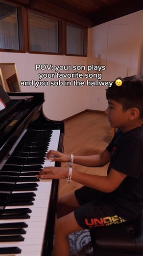 Music education is more than a hobby—it’s an investment in your child’s future. Research shows that learning piano strengthens memory, focus, and academic performance. Whether it’s better grades, scholarships, or simply confidence to succeed, our tailored one-on-one piano lessons give your child tools for life.  Private trial lesson: $49 / 30 minutes  Convenient locations in Acton & Winchester | Stage Music Center | Facebook