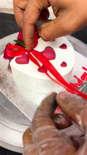 @roshan_cake_chef on Instagram: "Beautiful bento Flower Pot cake #viral #reels #cakes #cakedecorating #trending"