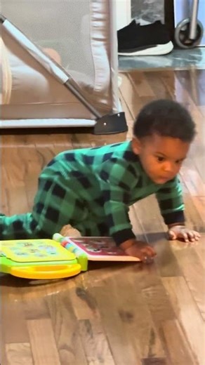 Caught on Camera: My Baby’s Legendary Poop Face 💩😂