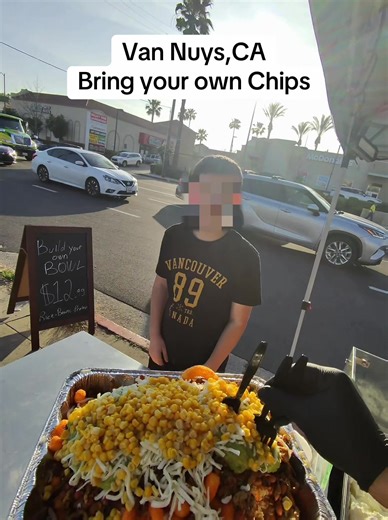 📍7150 Woodman Ave Van Nuys CA #shaw #streetfood #Foodie #losangeles #sanfernanodvalley