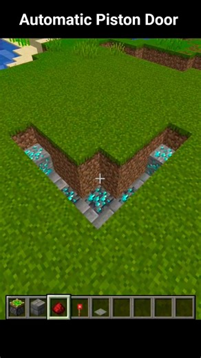 Automatic Piston Door 😳🚪 | Minecraft #mctutorial #shortsminecraft #minecraftbuilding