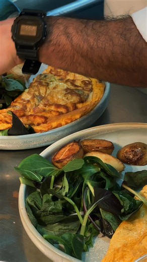 🌴🍹Summer has officially landed at Waterfront and we’ve gone all out for it🌴🍹 We’ve got a brand-new shiny deck perfect for sunshine sipping, a fresh summer menu that’ll make you forget your New Year’s resolutions early, and a cocktail list so good you’ll want to work your way through it (responsibly… or at least stylishly). New deck, new menu, new cocktails… same unbeatable view. If this isn’t what summer is made for, we don’t know what is. | Waterfront Bar