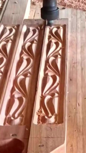 Beautiful engraving on wood with cnc machine #fyp #foryoupage #cnc #carving #design #cncmachine #cuttingshape #wood #shapes