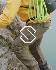 ▪︎ 𝗢𝘂𝗿 𝗯𝗲𝘀𝘁-𝘀𝗲𝗹𝗹𝗶𝗻𝗴 𝗦𝗼𝗳𝘁𝘀𝗵𝗲𝗹𝗹 𝗣𝗮𝗻𝘁𝘀 𝟮.𝟬 𝗮𝗿𝗲 𝗲𝘅𝘁𝗿𝗲𝗺𝗲𝗹𝘆 𝘀𝘁𝗿𝗲𝘁𝗰𝗵𝗮𝗯𝗹𝗲 𝗮𝗻𝗱 𝗱𝘂𝗿𝗮𝗯𝗹𝗲 𝘄𝗶𝘁𝗵 𝗮 𝗽𝗲𝗿𝗳𝗲𝗰𝘁 𝗳𝗶𝘁. They are weather-resistant, comfortable and hard-wearing outdoor products designed for maximum freedom of movement in alpine terrain. | Stellar Equipment