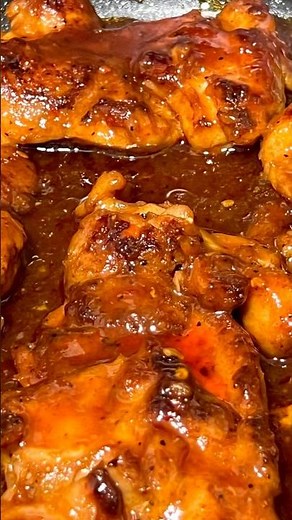 Sweet and spicy chicken thighs for dinner! #sweetandspicychicken #sweetchili #sriracha #easydinner