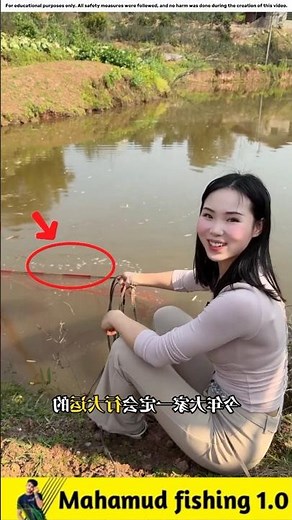 What Fish Did the Brave Japanese Girl Catch?🐟#viralvideo #facts #fishinggear #fishinglife #fish