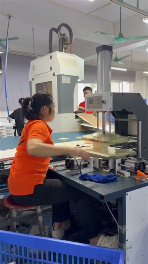 What can such a tiny box hold? #packagingbox #packagingprinting #compact #sourcemanufacturer