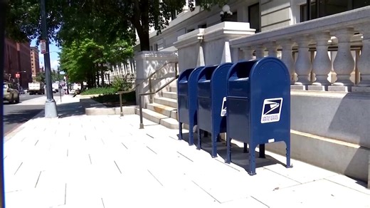 Amazon announced it reached a new agreement with the US Postal Service on package deliveries, and sources said the cash-strapped mail system would retain about 80% of its existing deliveries from its biggest customer https://t.co/hZTyvwwS9F