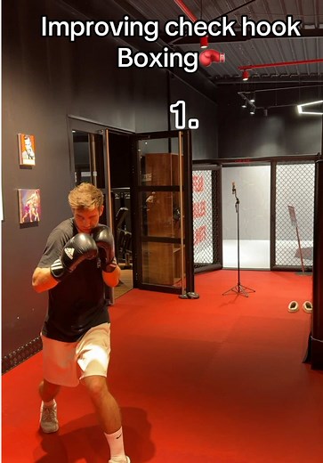 Mastering the Check Hook Technique in Boxing