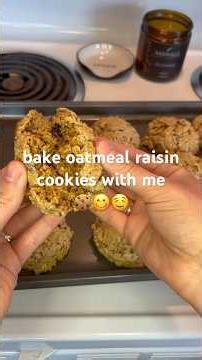 the best oatmeal raisin cookies recipe 🍪😋🤤 #bakewithme #cozy #satisfying #asmr #asmrsounds