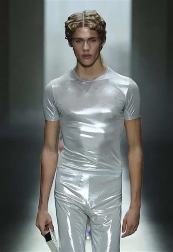 Archie walking for Gucci!! #archiecranch | archie