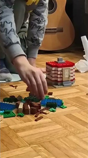 Building LEGO Minecraft set