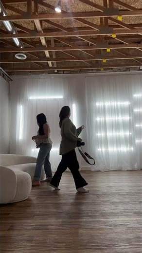 How I style My Studio Maternity Session | Photographer BTS