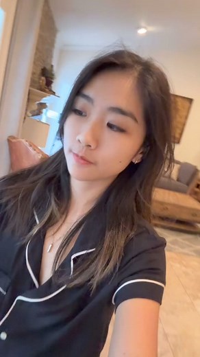 Bunny Brownie Kao on Instagram: "Do you get it?😉❤️‍🔥 #cute #funny #reelsmood #viral #challenge #joke #naughty #meme #petite #asiangirl #humor #meme #motivation #meme"