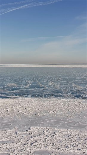 Propped Productions on Instagram: "You can see the split between wind-scoured ice and snow-covered ice on Lake Erie: open, slick sections get swept clean by wind, while rougher ice and pressure ridges trap blowing snow so it piles up in bands and patches #lakeerie #greatlakes #lakeerieice #iceformation #pressureice #windblownsnow #frozenlake #ohio #winterwater #midwestwinter"