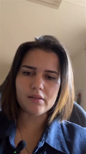 Yasmine ♟️ on Instagram: "99% des entrepreneurs passent à côté ↓ Pourquoi ? Parce qu’ils postent sans stratégie SEO. Ils ne placent pas de mots-clés dans leurs légendes. Ils n’optimisent pas leurs sous-titres de Reels. Ils inventent leurs propres termes au lieu d’utiliser ce que leur audience tape réellement dans Google. Résultat : invisibles, même avec cette opportunité en or sous les yeux 👀 La vraie strat ? ➡️ Va sur AnswerThePublic ou Reddit pour identifier les recherches exactes de ton audi