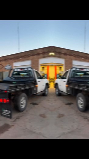 ✅ Butler Flatbed ✅ Butler Across-the-Bed Toolbox ✅ Custom-Fitted Mudflaps ✅ Full Replacement Ranch Hand Bumper Another clean job out of Hardtner, America! If you’re wanting your truck WORK-READY before winter hits, give BarCo Equipment a call today. Beds, bumpers, feeders, wiring, we do it all, built to last. 📞 620-296-4401 | BarCo Equipment
