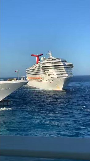 Carnival Glory before the crash December 20, 2019