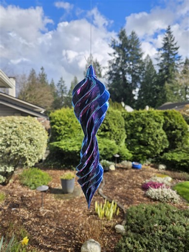 Wind spinner Funky Spiral, Garden Decor, Calming Kinetic Art Made in Canada